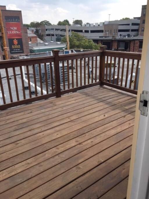 Luxury Three Story Apartment In Short North Columbus Exterior photo